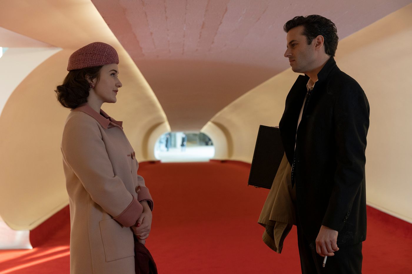 Midge Maisel und Lenny Bruce gespielt von Rachel Brosnahan und Luke Kirby.