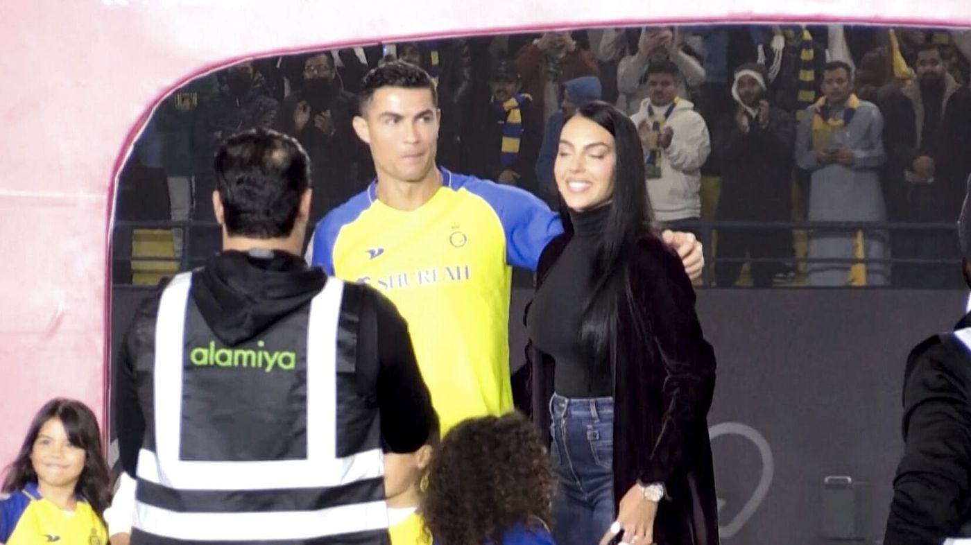 Fußballstar Ronaldo wird von seinem neuen saudischen Verein
